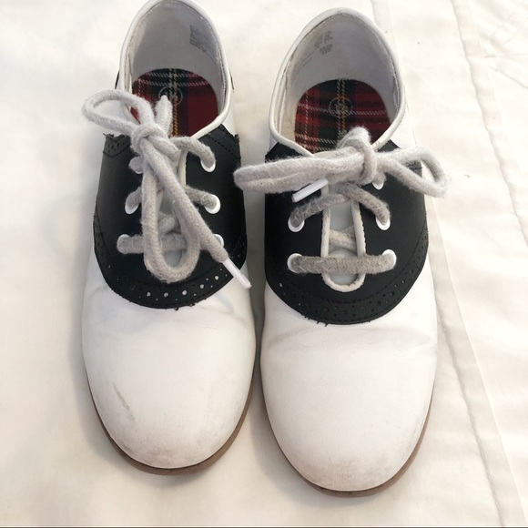 girls saddle shoes